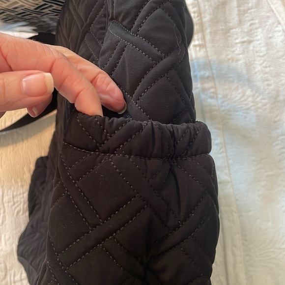 Vera Bradley Messenger or Diaper Bag Quilted Classic Black Side Pockets EUC - Picture 11 of 15